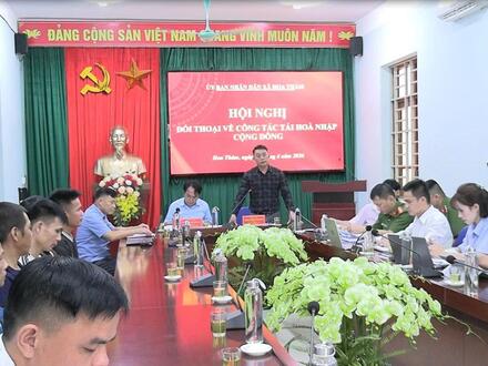 Kinh tế - Chính trị