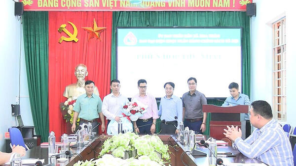 Họp Phiên thứ nhất Ban đại diện Hội đồng quản trị Ngân hàng Chính sách xã hội xã Hoa Thám