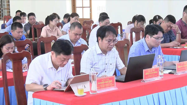 Xã Hoa Thám tham dự Hội nghị toàn quốc quán triệt, triển khai thực hiện Nghị quyết Trung ương hai (khóa XIV)